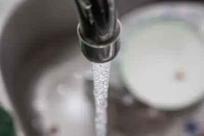 Florida moves to ban fluoride from public drinking water
