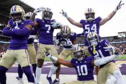 CFB recruiting: Washington stays hot with in-state star, Oregon takes another hit and UCLA preps for big weekend